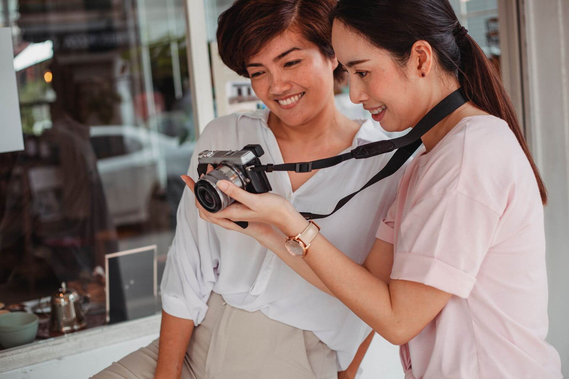 Konica Minolta case study showing 2,400+ partners certified across 112 countries and 65% lower training costs